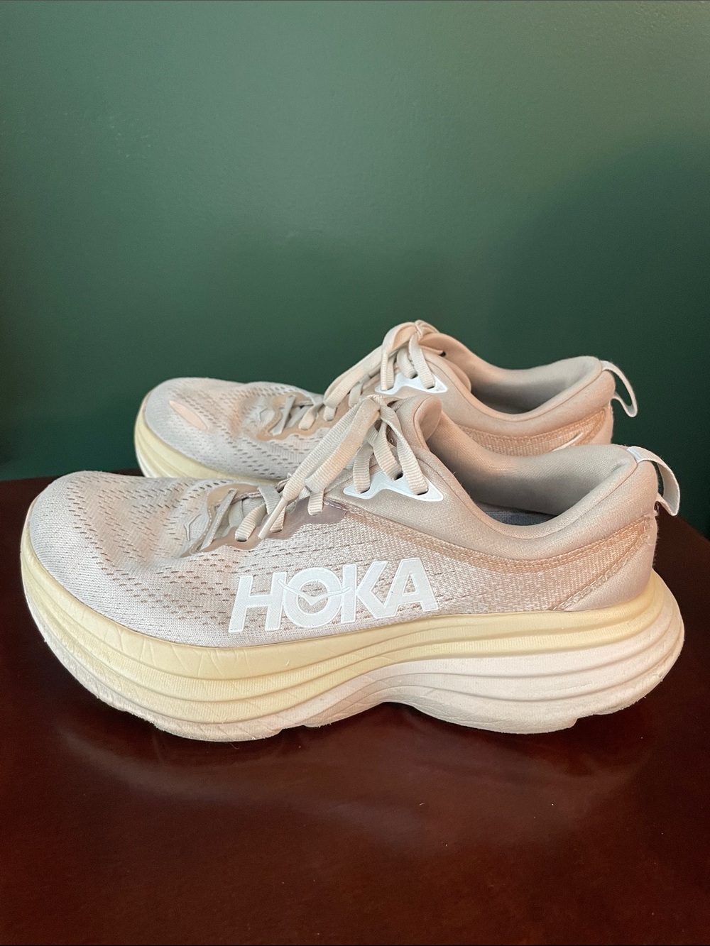 Hoka Bondi 8